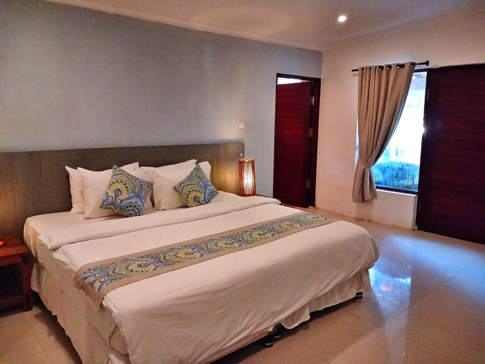 Scallywags Beach Club Gili Air Exterior photo